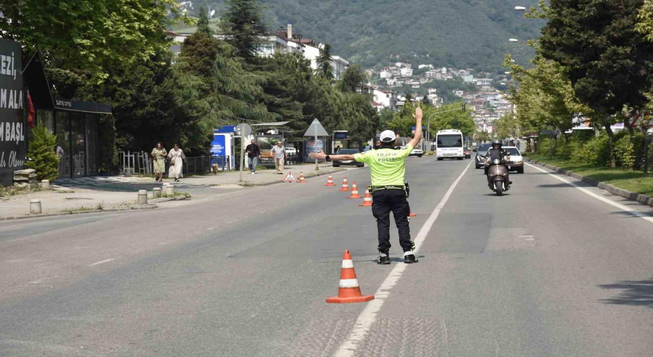 Orduda bir haftada 19 bine yakın araç ve sürücüsü denetledi