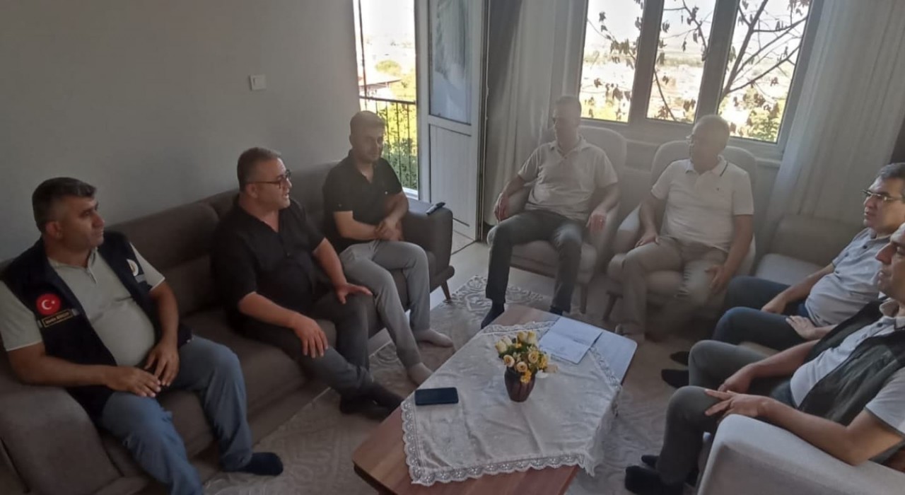 Orman Bölge Müdürü Köle, Buldan yangınıyla mücadele ederken yaralanan personeli ziyaret etti