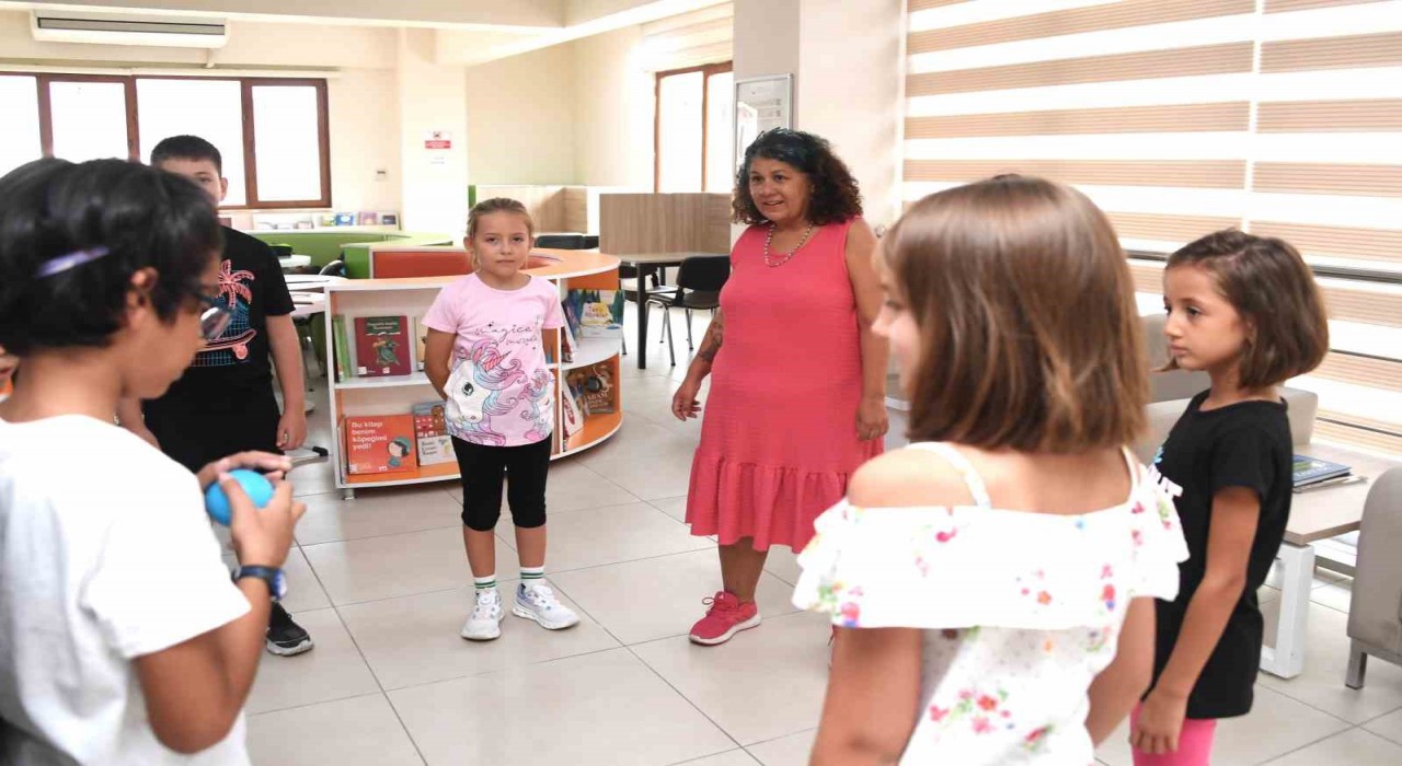 Osmangazide çocuklara yazma alışkanlığı kazandıran atölye