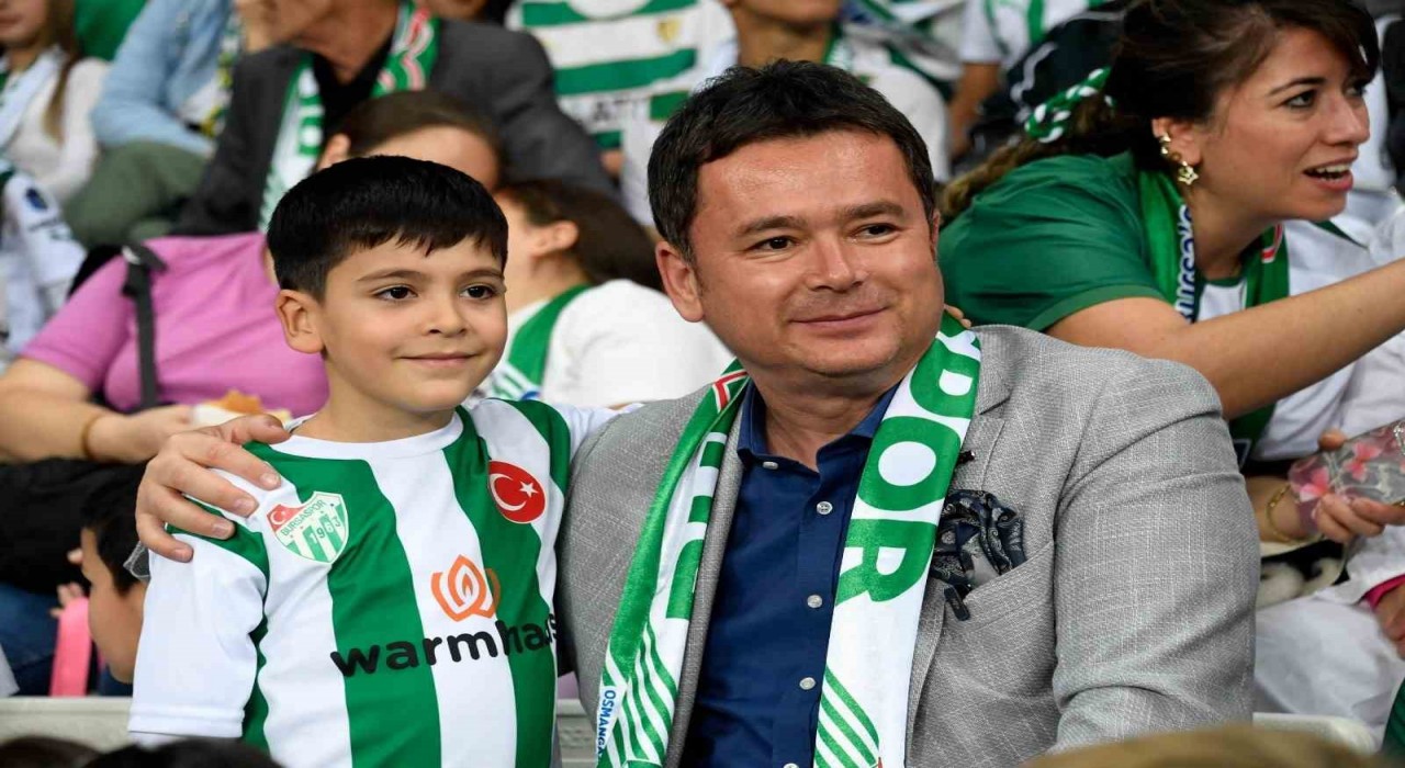 Osmangazinin miniklerinden Bursaspora büyük destek