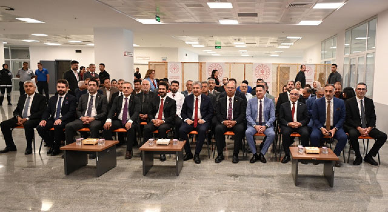 Osmaniye Devlet Hastanesi’nde Halk Kütüphanesi Açıldı