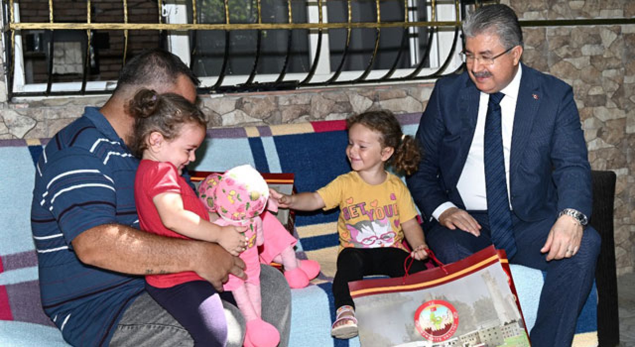 Osmaniye Valisi Yılmaz, Ev Ziyaretleriyle Vatandaşların Yanında