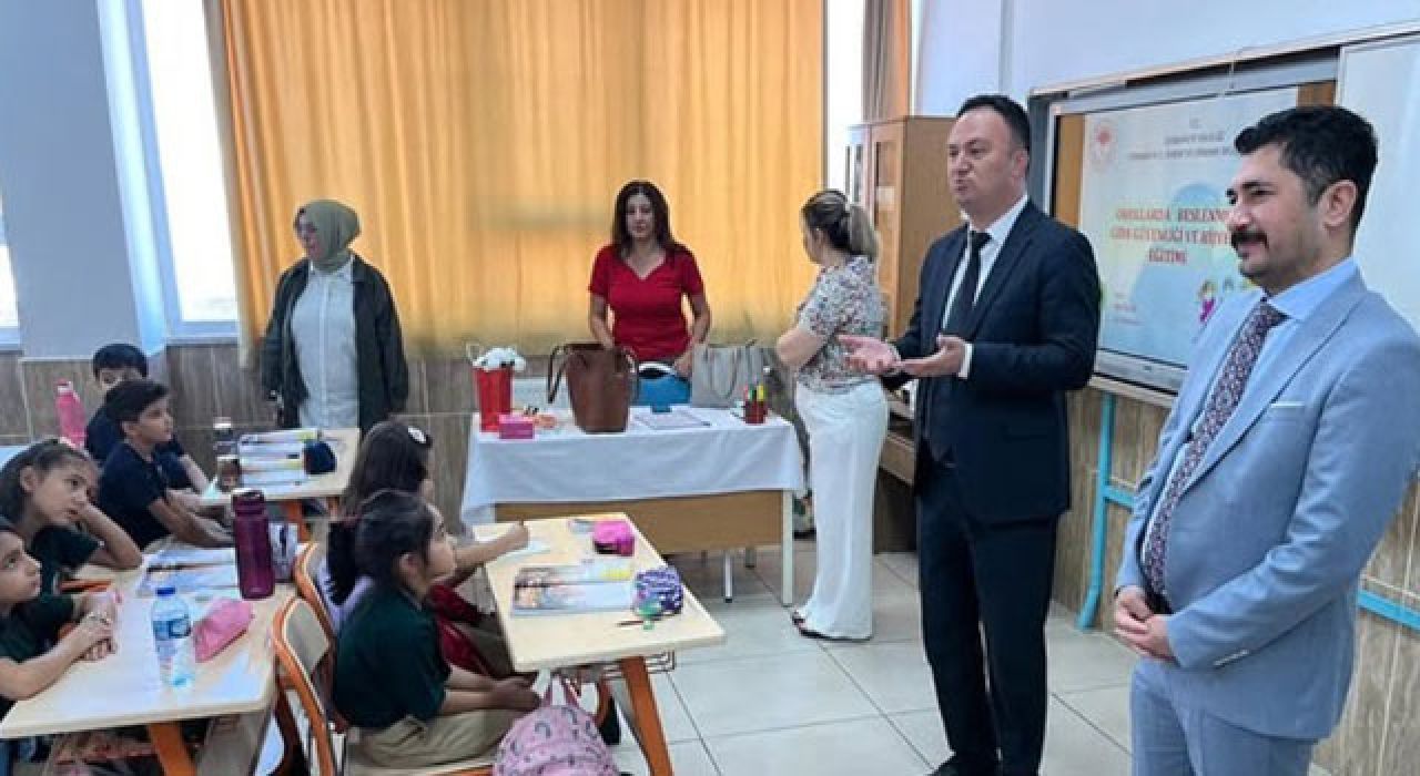 Osmaniye’de Öğrencilere Gıda Güvenliği ve Sağlıklı Beslenme Eğitimi