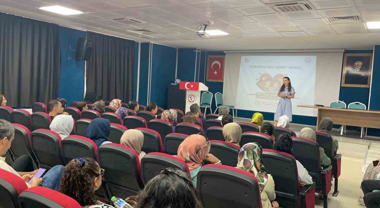Osmaniyede öğretmenlere koruyucu ailelik sistemi anlatıldı