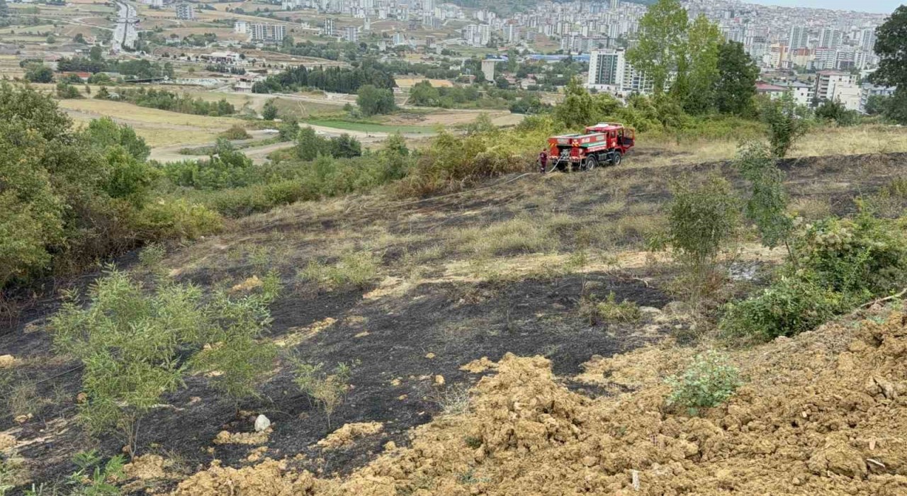 Otları tutuşturarak yangın çıkartan şahıs ekipleri alarma geçirdi