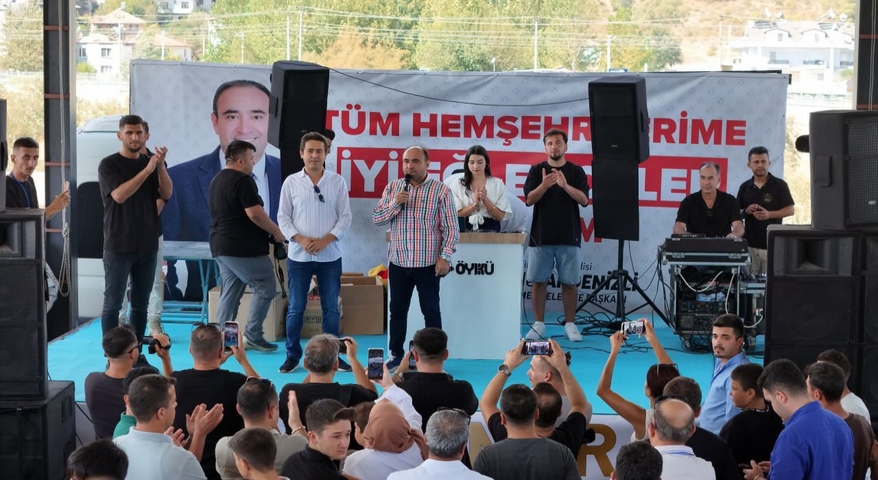 Otomobil ve modifiye tutkunları Seydikemerde buluştu