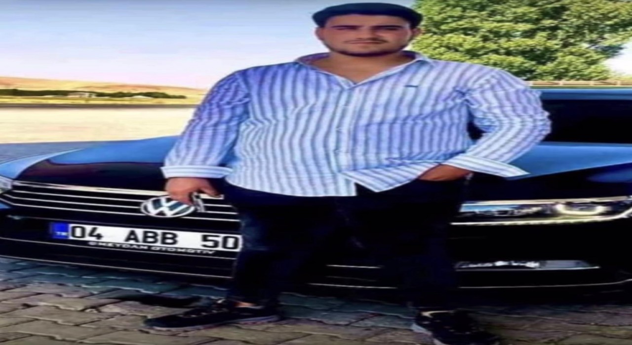 Patnosta otomobilin çarptığı 17 yaşındaki genç hayatını kaybetti