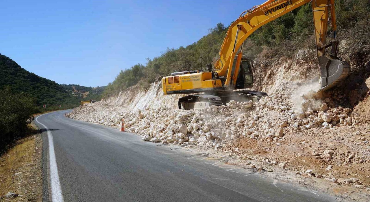 Pazarcıkta yol çalışması