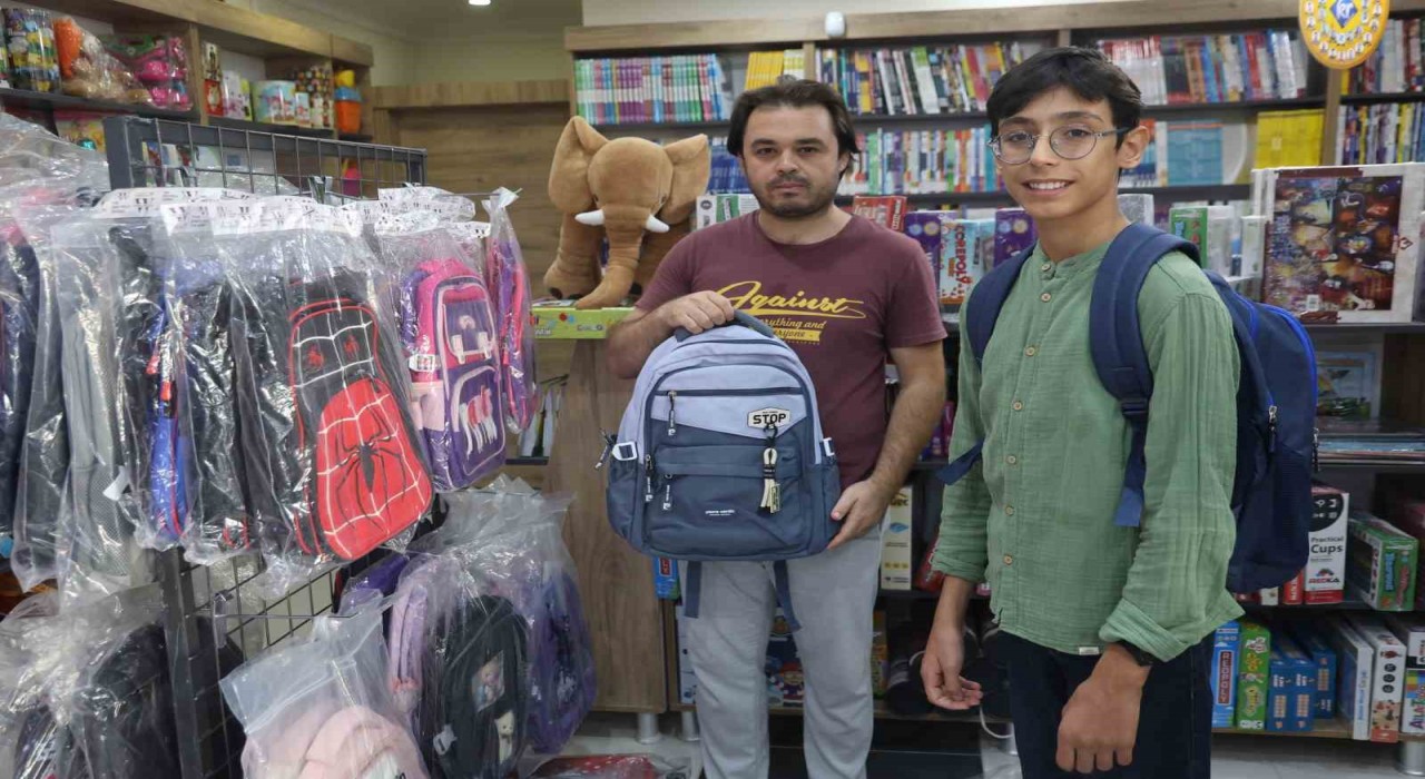 Pazartesi başlayacak yeni eğitim-öğretim yılı öncesi alışveriş yoğunluğu