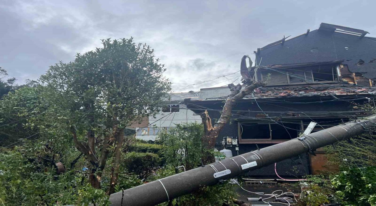 Peipah Tayfunu Japonyayı vurdu: 14 bin 450 hanede elektrik kesintisi