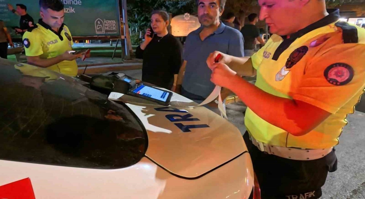 Polise, İşlem yapmayın dedi, olmayınca gazeteciye hakaret etti