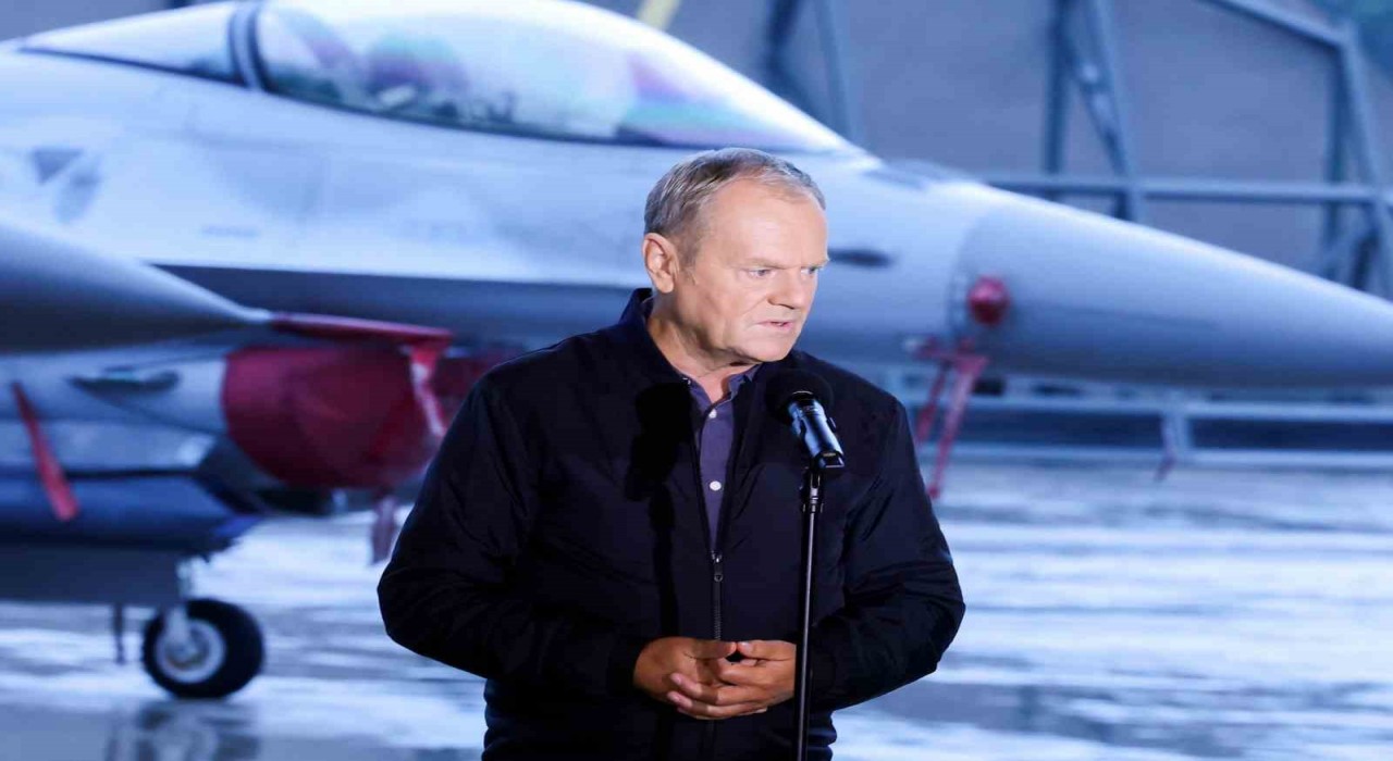 Polonyada hükümet binaları üzerinde uçan dron düşürüldü: 2 gözaltı