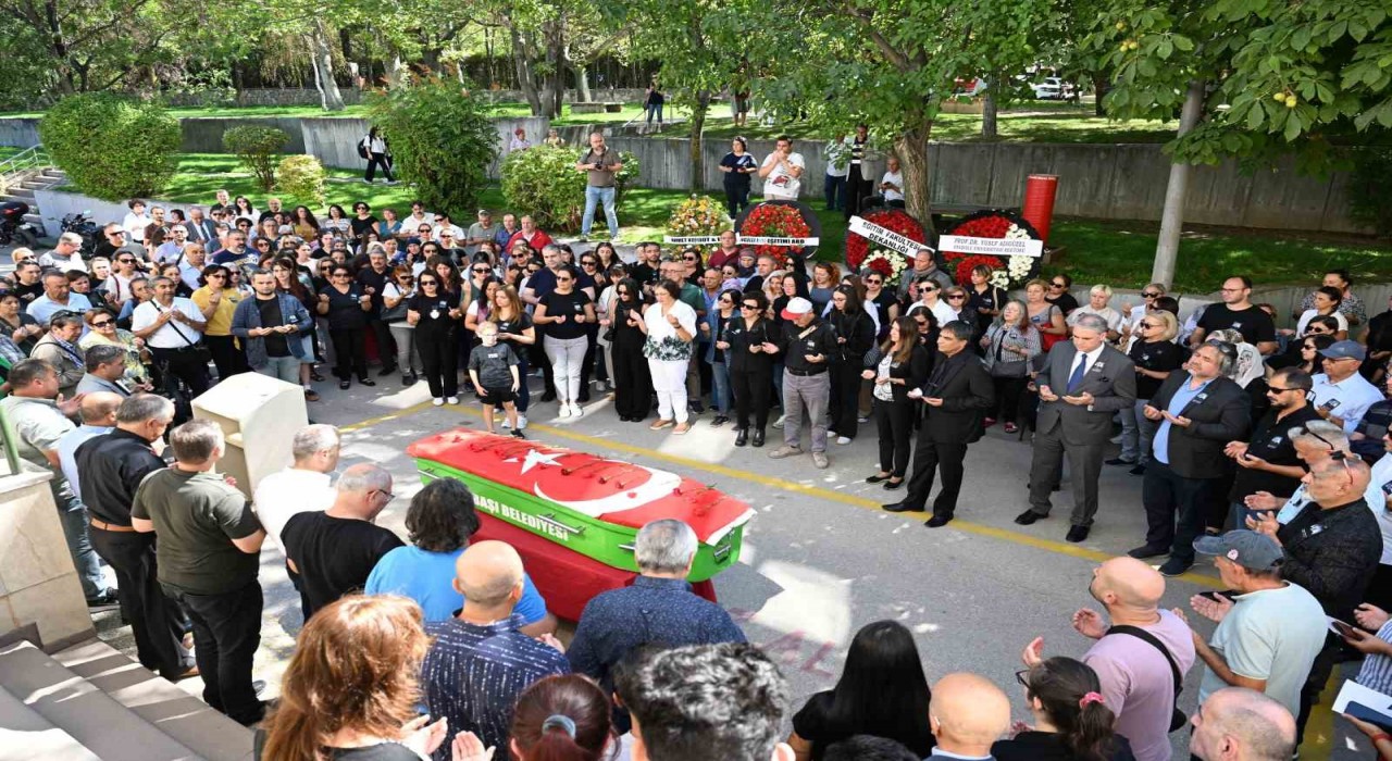 Prof. Dr. Gül Durmuşoğlu Köse, son yolculuğuna uğurlandı