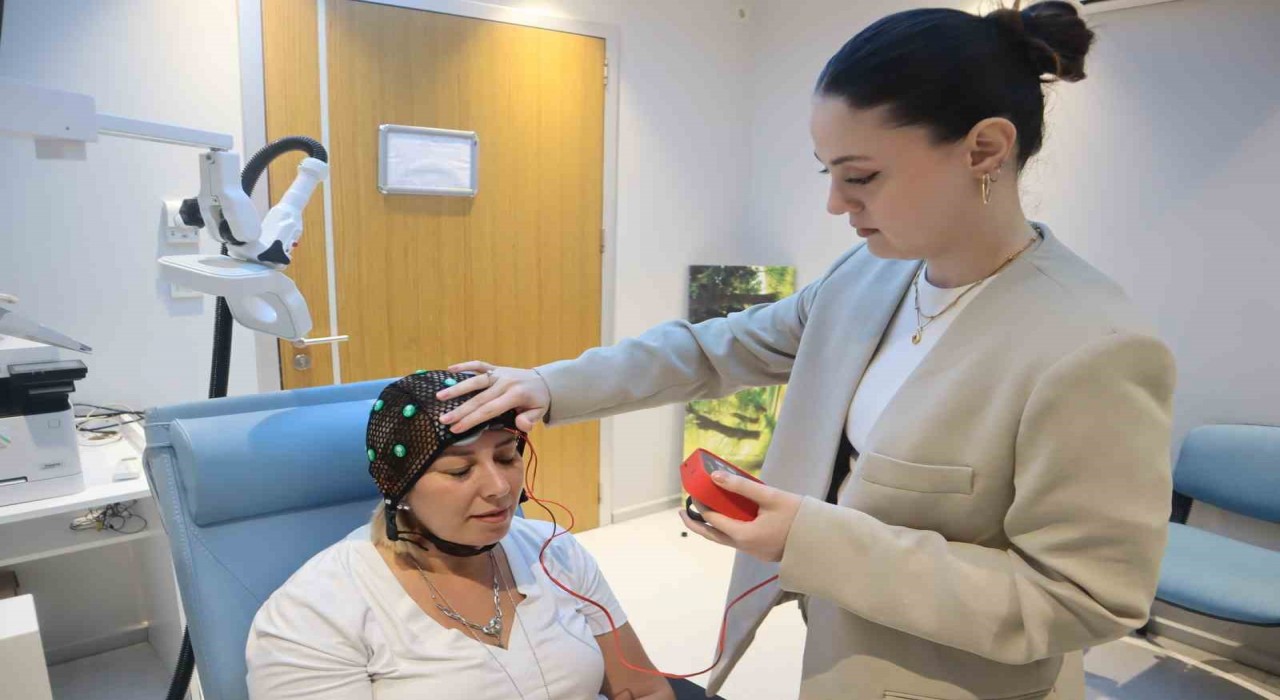 Psikoloji ve nöroloji hastalıklarının erken tanı ve tedavisinde teknoloji dönemi