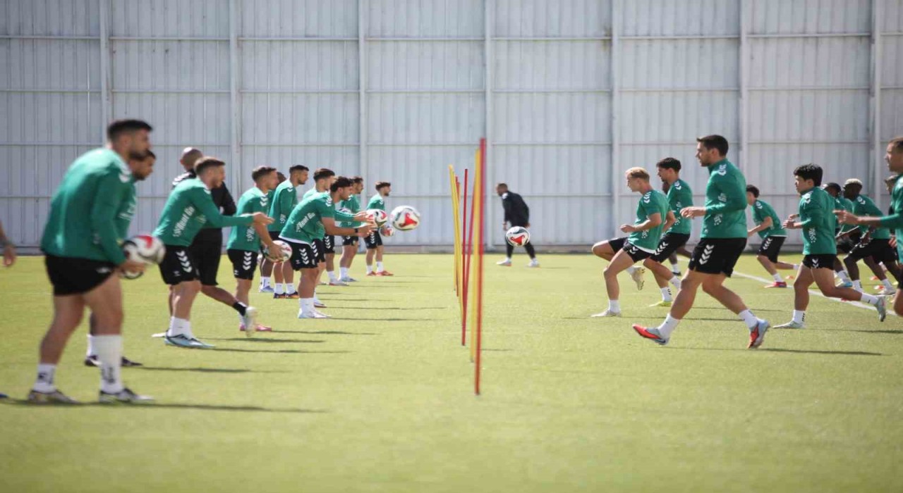 Recep Uçar: Galatasaray ve Alanyaspor maçında yaşadığımız kayıpları telafi etmek istiyoruz