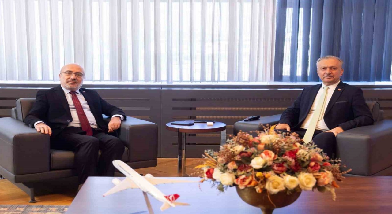 Rektör Kurtuluş Karamustafadan Erzincan Binali Yıldırım Üniversitesine ziyaret