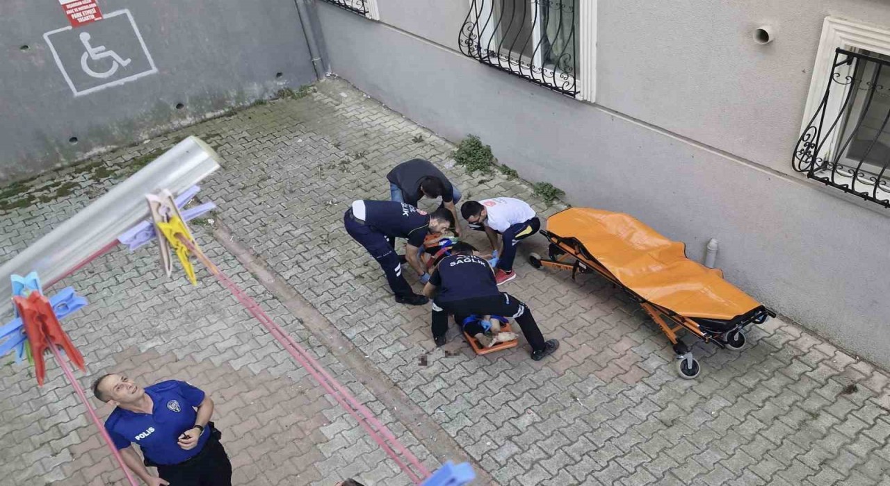 Samsunda 4üncü kattan atlayan kuaför kadın hayatını kaybetti