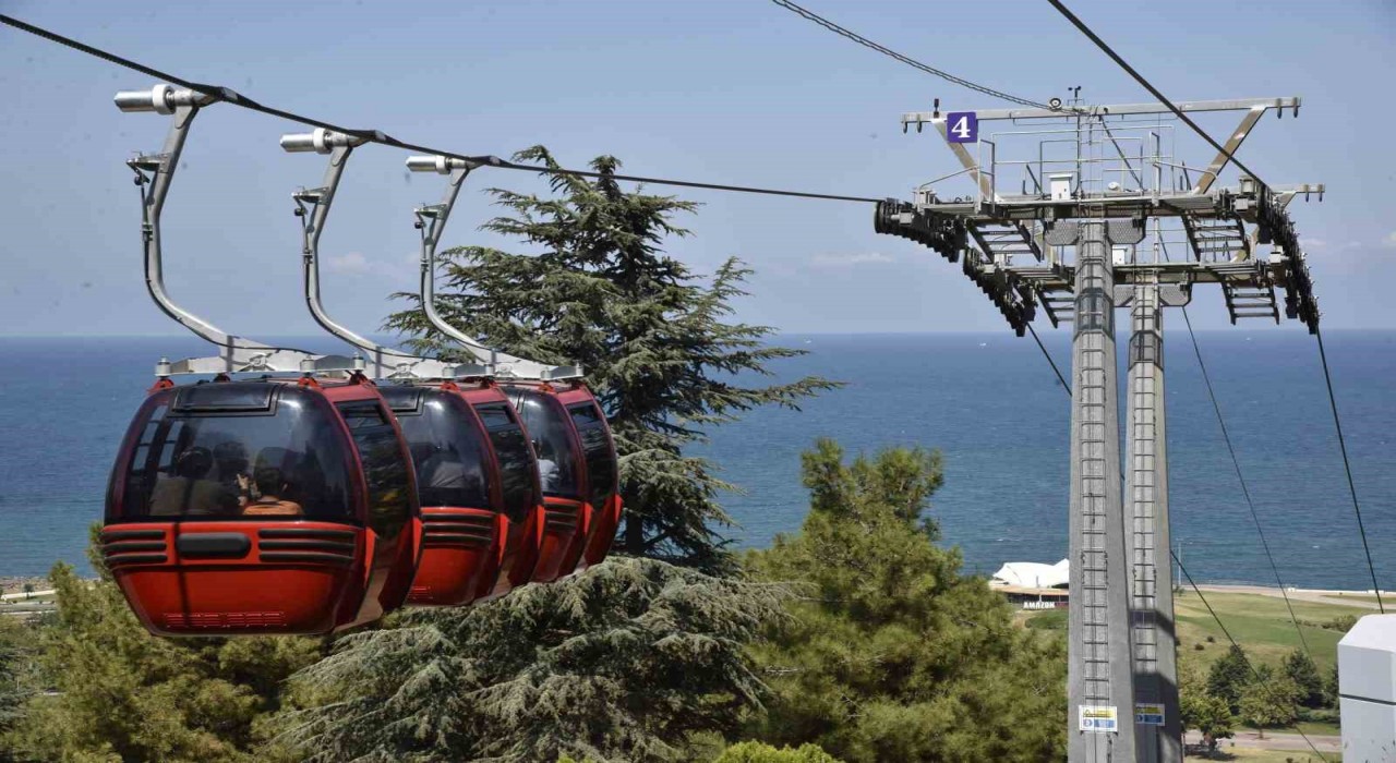 Samsunda teleferiğe yoğun ilgi