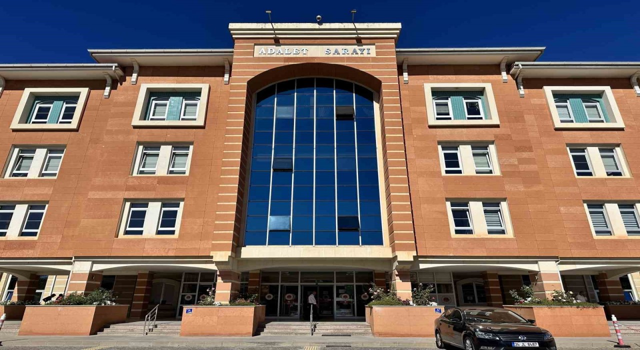 Sanayi sitesinde bir kişinin öldüğü silahlı kavganın sanıklarının yargılanmasına devam edildi