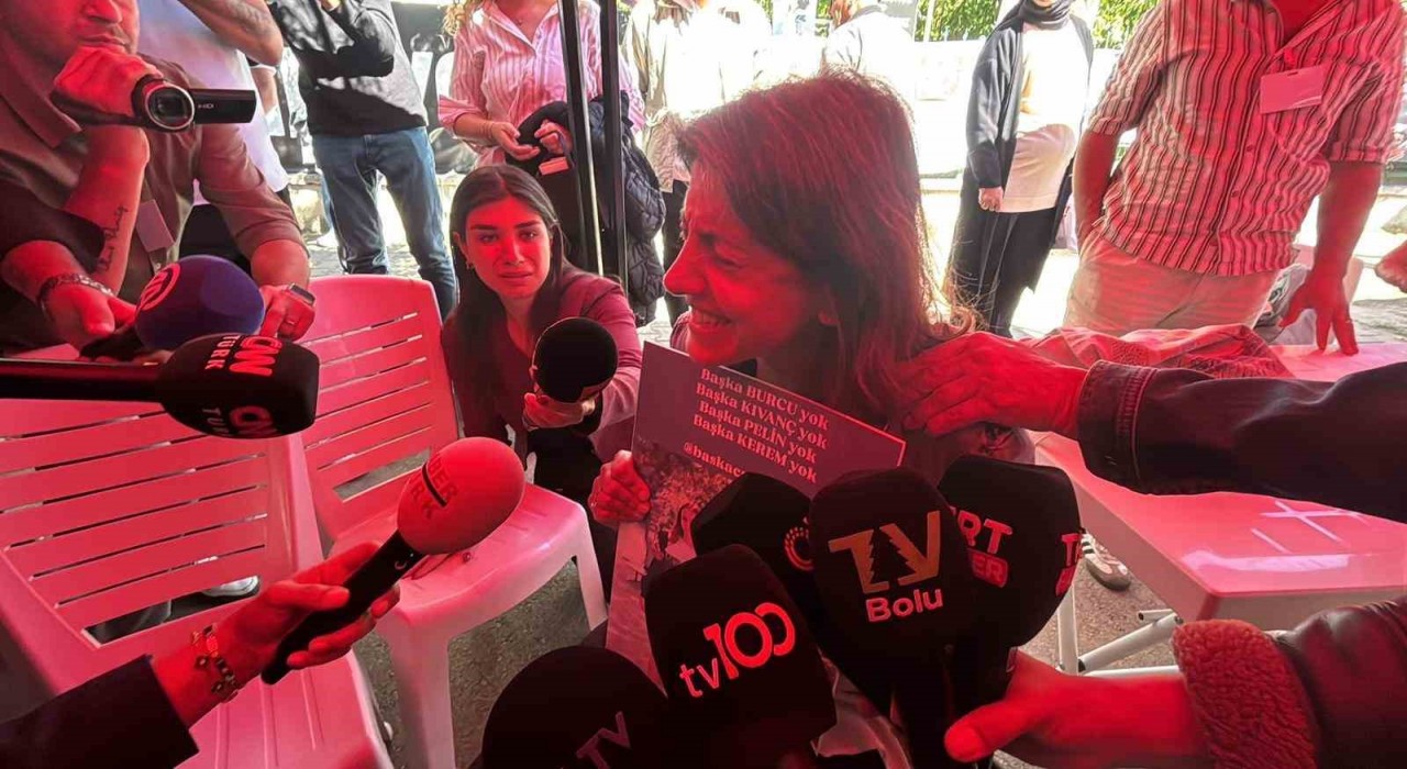 Sanıkların rahat tavırları ve ifadeleri, mağdur ailelerini sinir krizine soktu