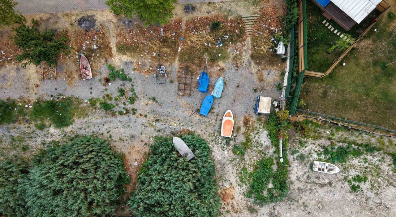 Sapanca Gölünde tarihi kuraklık alarmı