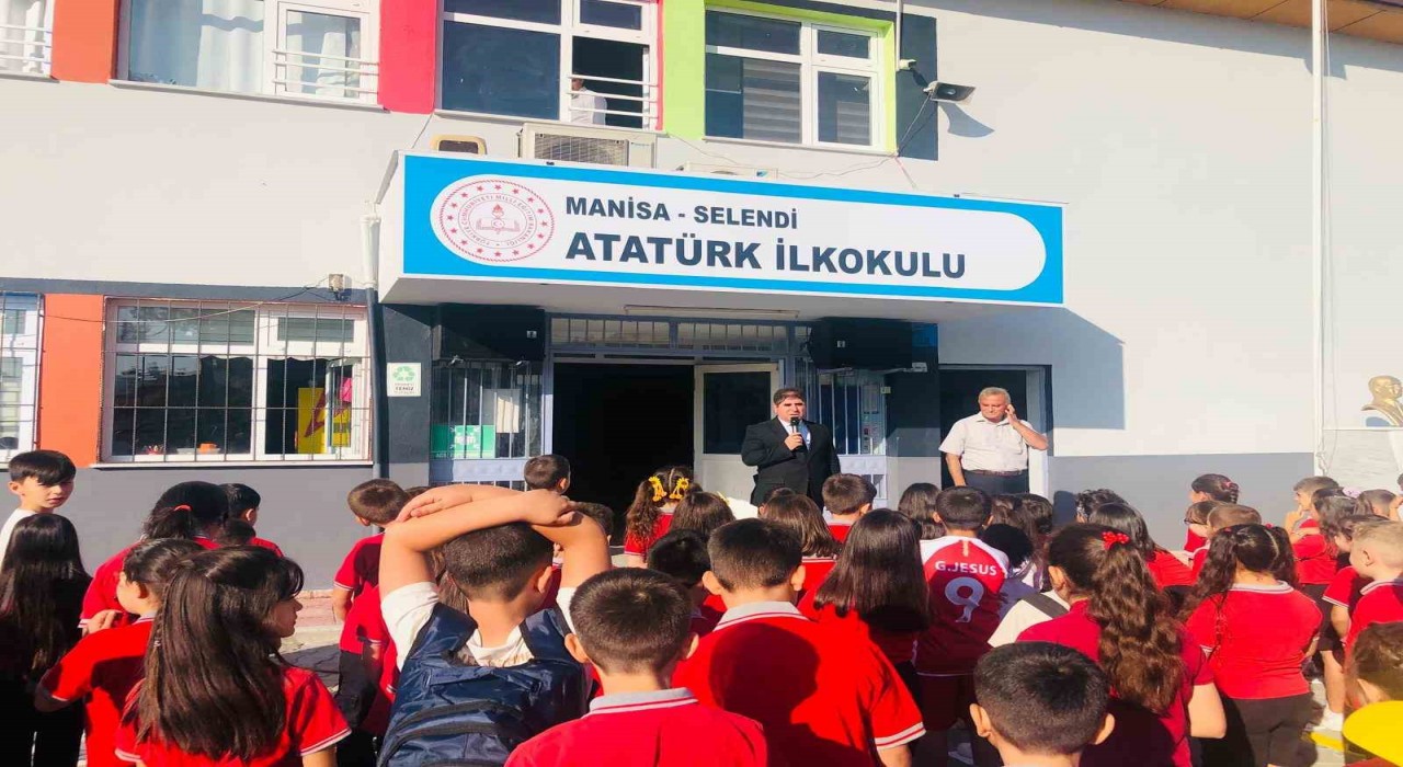 Selendide 2 bin 269 öğrenci ders başı yaptı