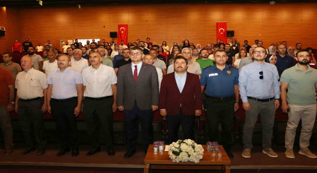 Siirtte bağımlılıkla mücadele için farkındalık sempozyumu düzenlendi