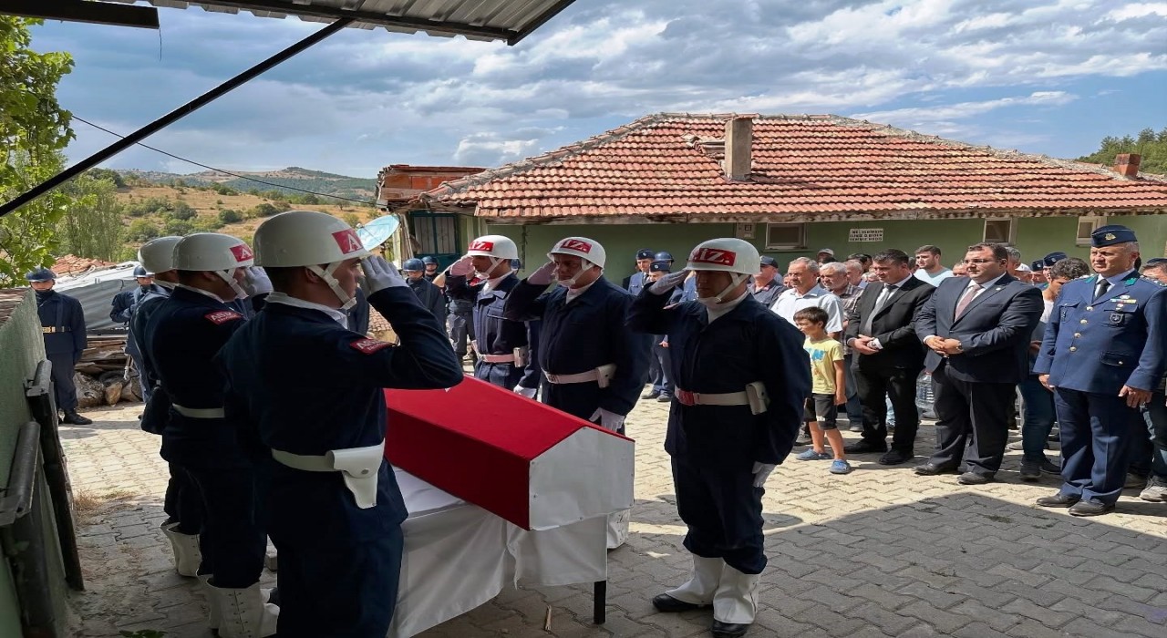 Simavda Kıbrıs gazisi ebediyete uğurlandı