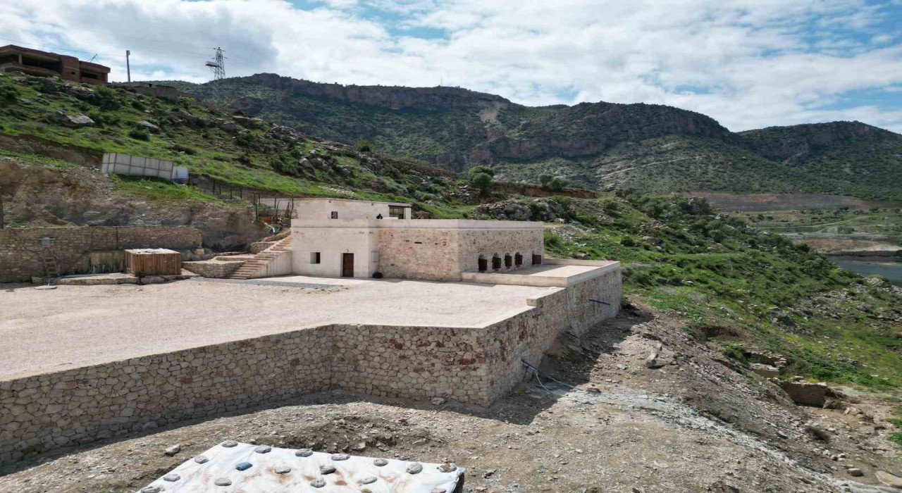 Şırnakta 80 derecelik şifa kaynağı: Belkıs Ana kaplıcaları