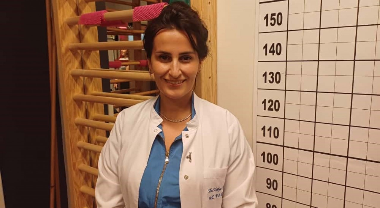 Skolyozda ameliyatsız yöntem: ‘Schroth tedavisi