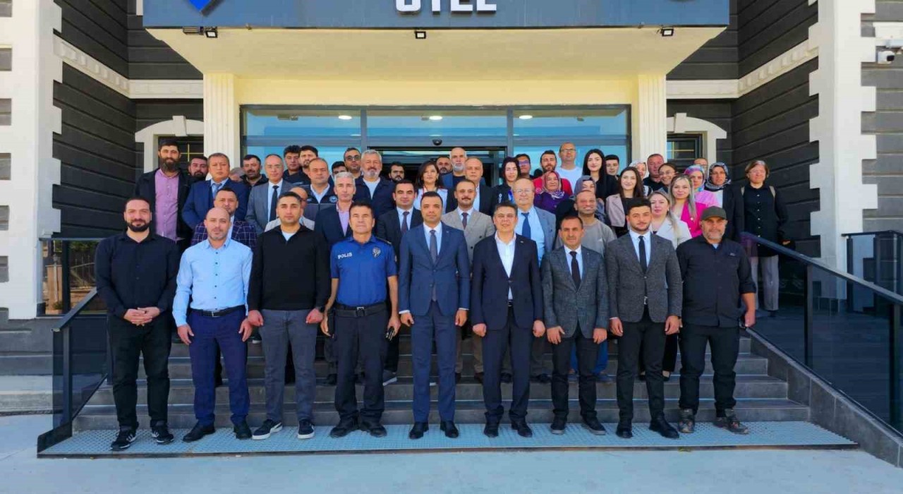 Söğütte şenlik görevlilerine teşekkür belgesi