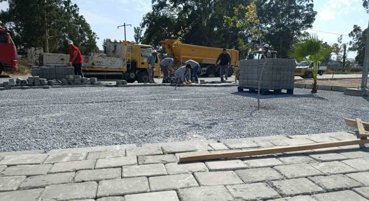 Sökenin Sazlı Mahallesine yeni park ve çocuk oyun alanı