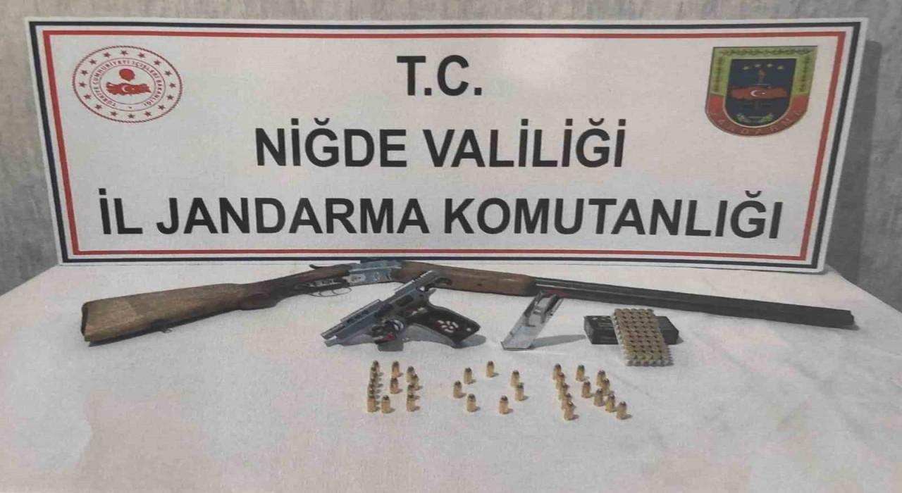 Sosyal medyadan silahlı paylaşım yapan şahıs yakalandı