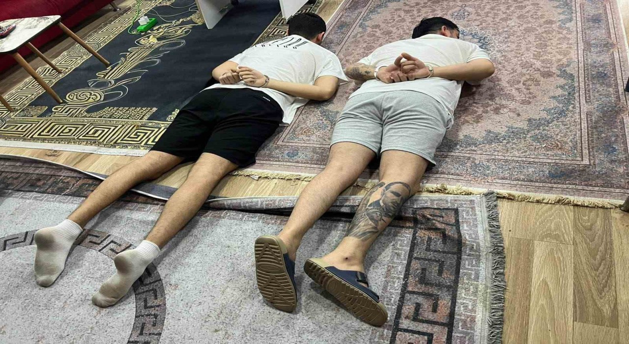 Suç örgütüne yönelik operasyon firarileri saklandıkları bağ evinde yakalandı