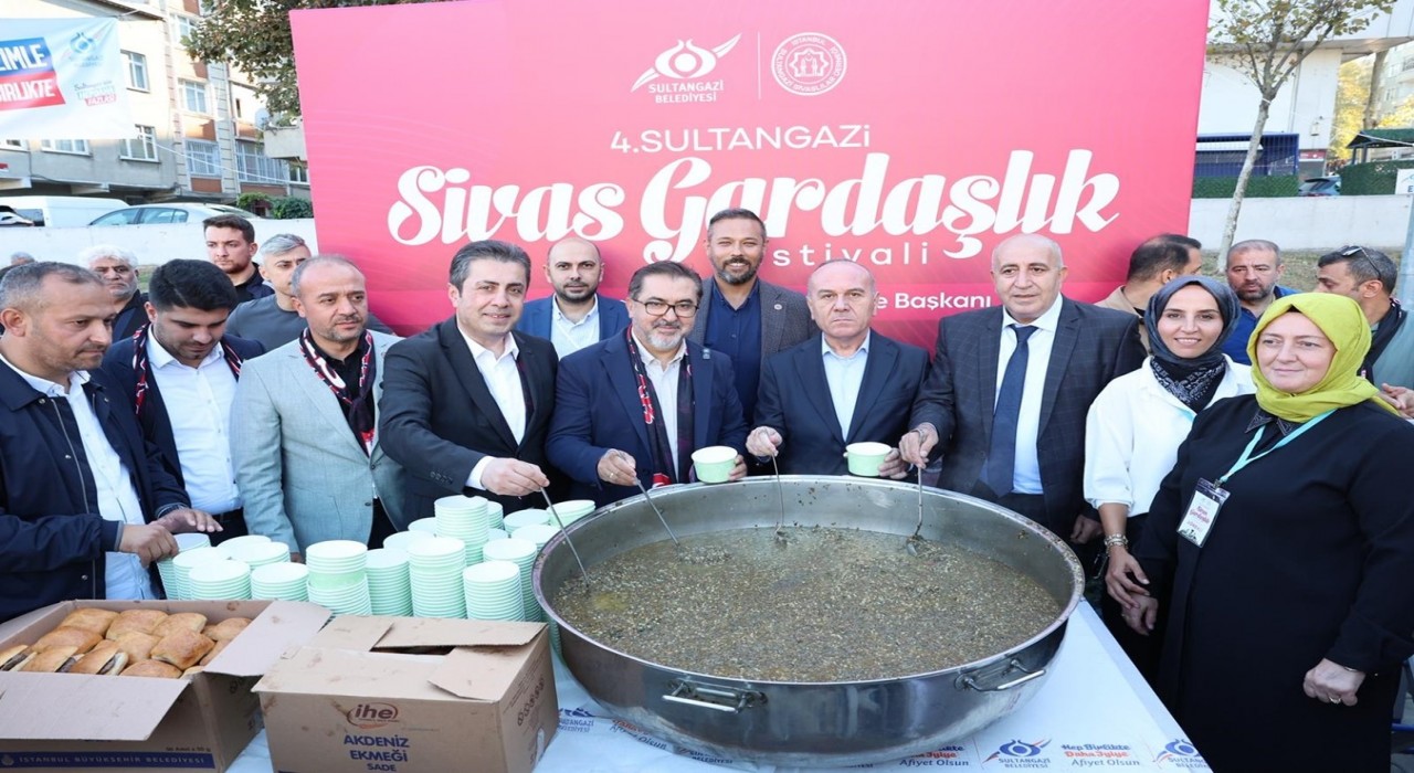 Sultangazide Sivas Gardaşlık Festivali renkli görüntülere sahne oldu