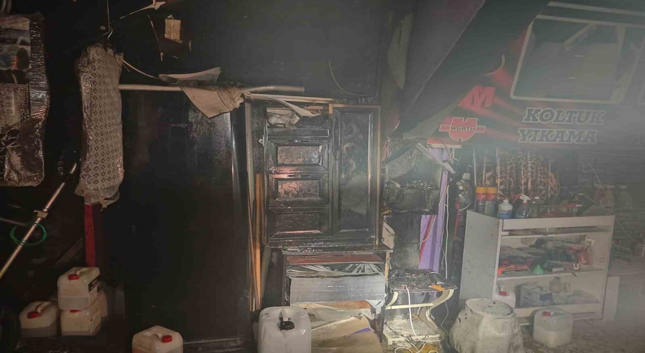 Susurlukta iş yerinde korkutan yangın