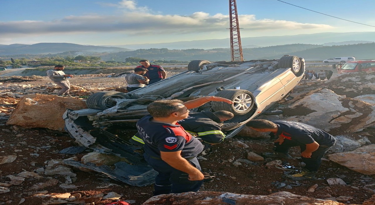 Takla atan aracın sürücüsü yaralandı