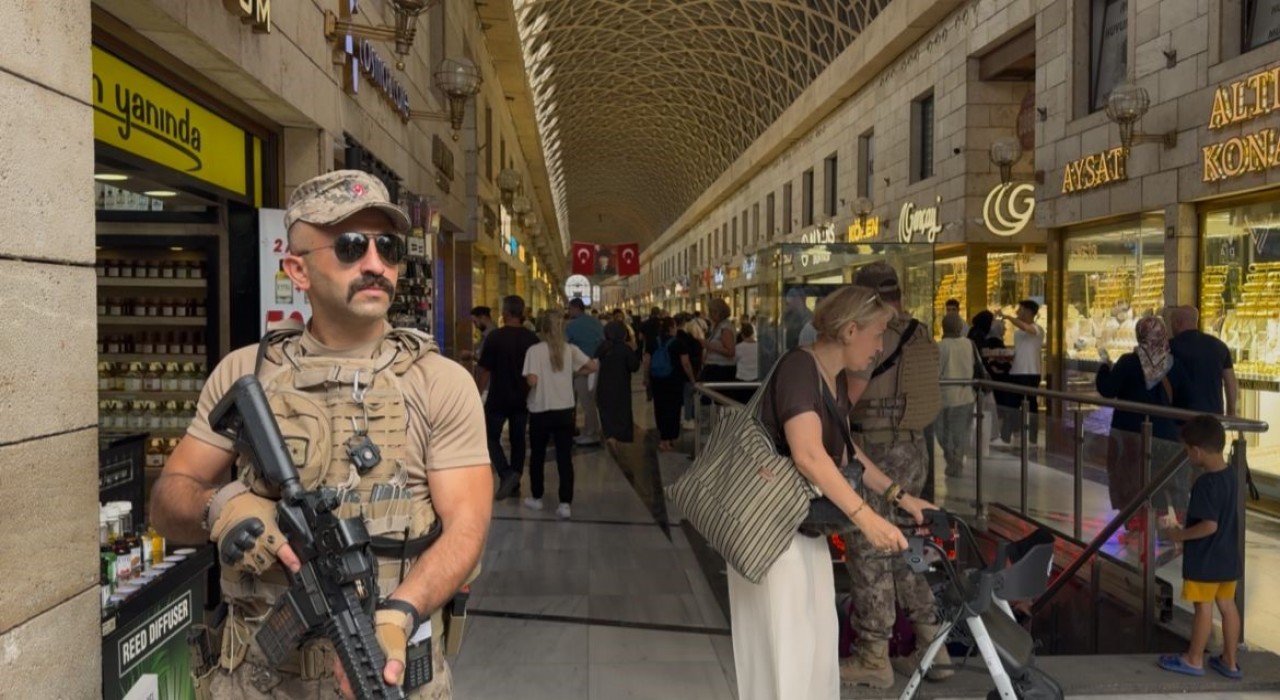 Tarihi çarşı özel harekata emanet