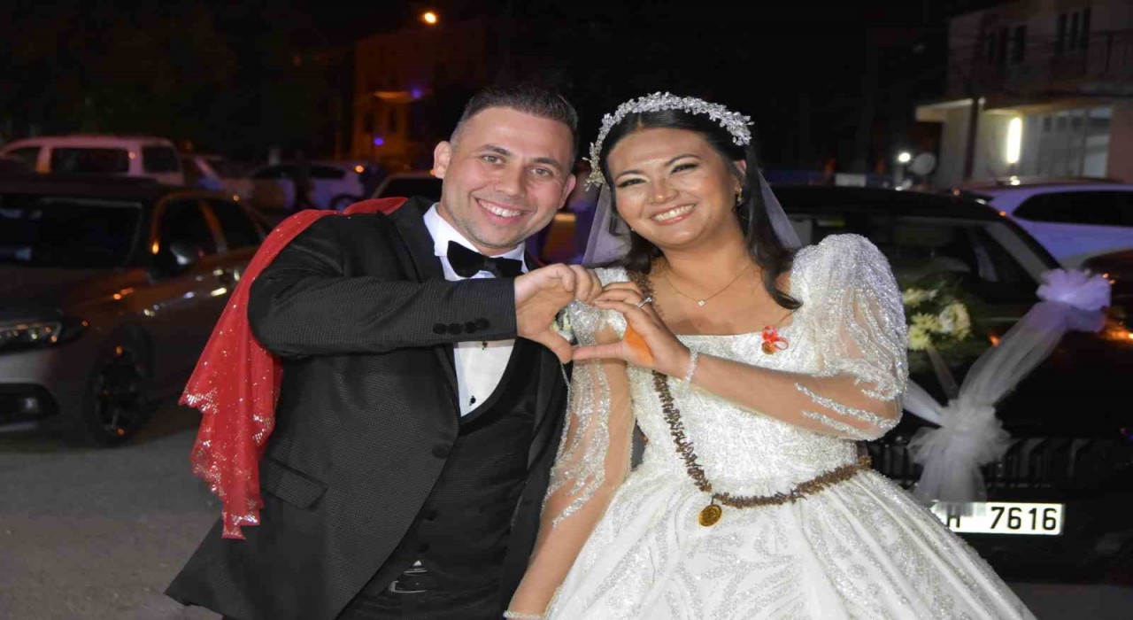 Taylandlı Apinya, Denizliye gelin gelerek müslüman oldu