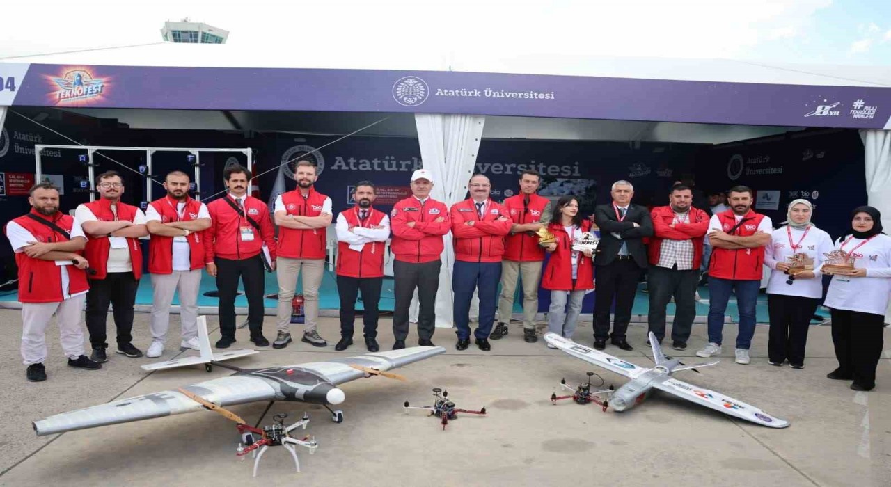 TEKNOFEST 2025e Atatürk Üniversitesi damgası: 11 madalya ile büyük başarı