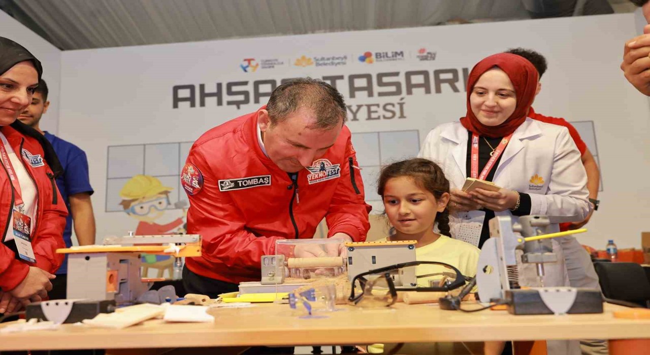 TEKNOFEST 2025TE Sultanbeyli Belediyesinin standı büyük ilgi gördü