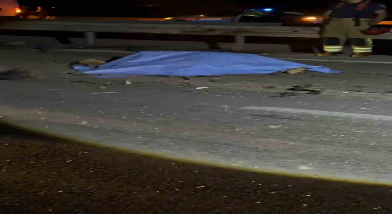 Ters yönde giden araç faciaya yol açtı: 2 ölü