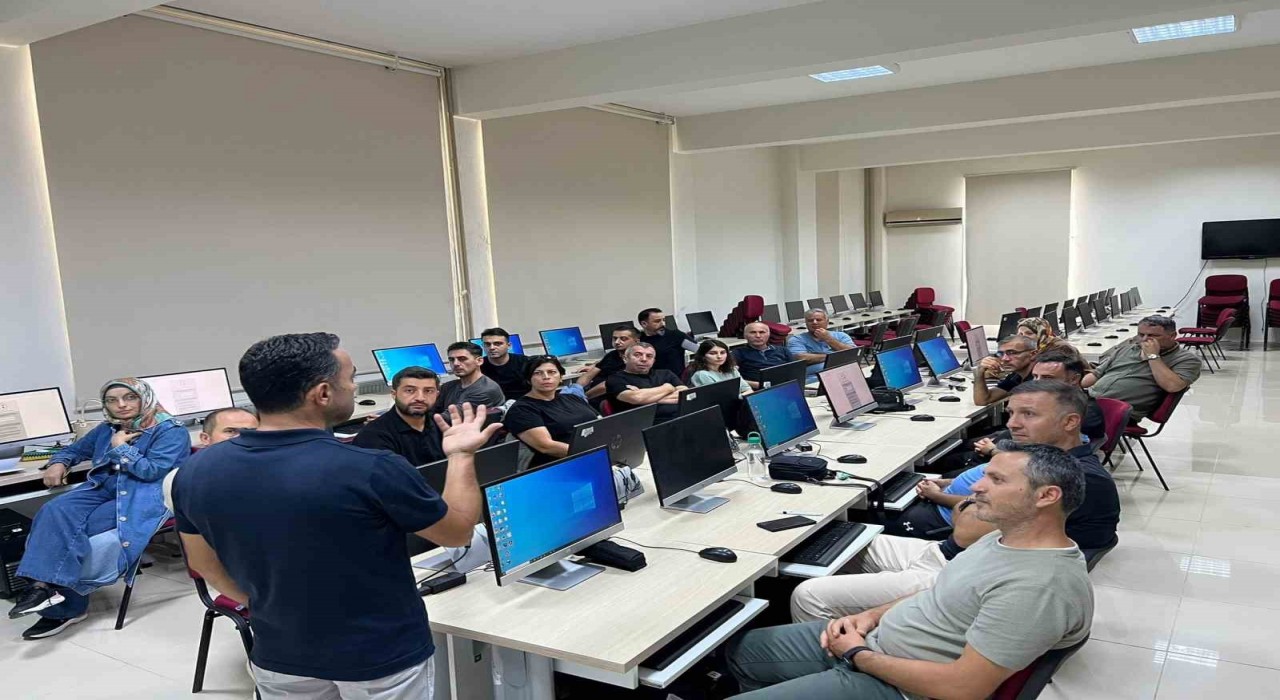 Tokatta öğretmenlere yapay zeka eğitimi