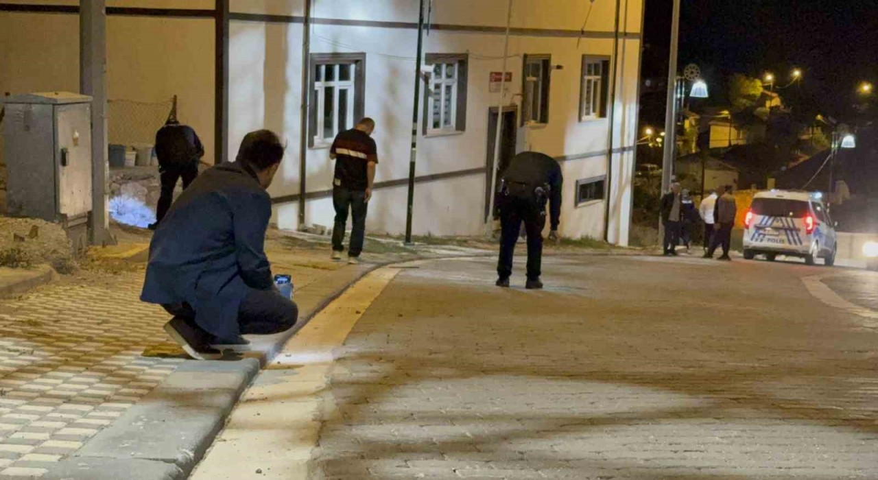 Tokatta yorgun merminin isabet ettiği vatandaş ağır yaralandı