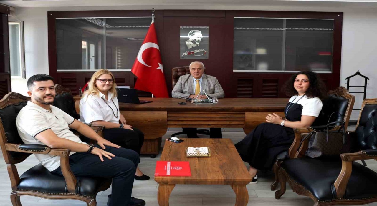 Toplum sağlığına katkı, Halk Sağlığı Haftasında ödüllendirildi