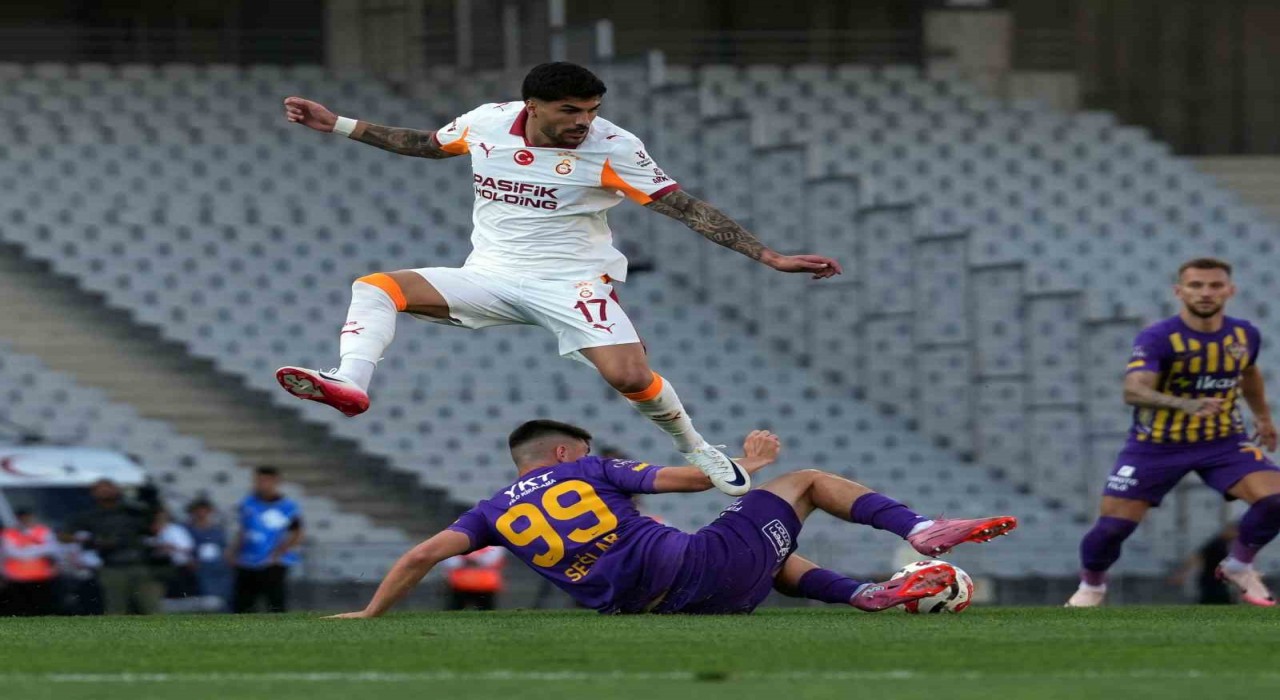 Trendyol Süper Lig: Eyüpspor: 0 - Galatasaray: 0 (Maç devam ediyor)