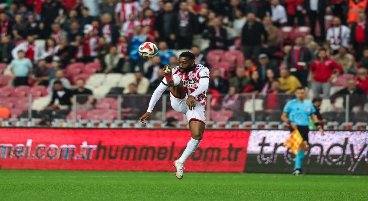 Trendyol Süper Lig: Samsunspor: 0 - Fatih Karagümrük: 1 (İlk yarı)