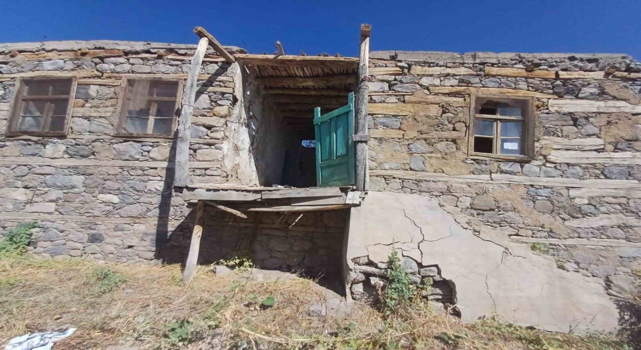 Tuncelide hak sahipliği skandalı: Ahırları ev gibi, yıkılmış evleri varmış gibi göstermişler