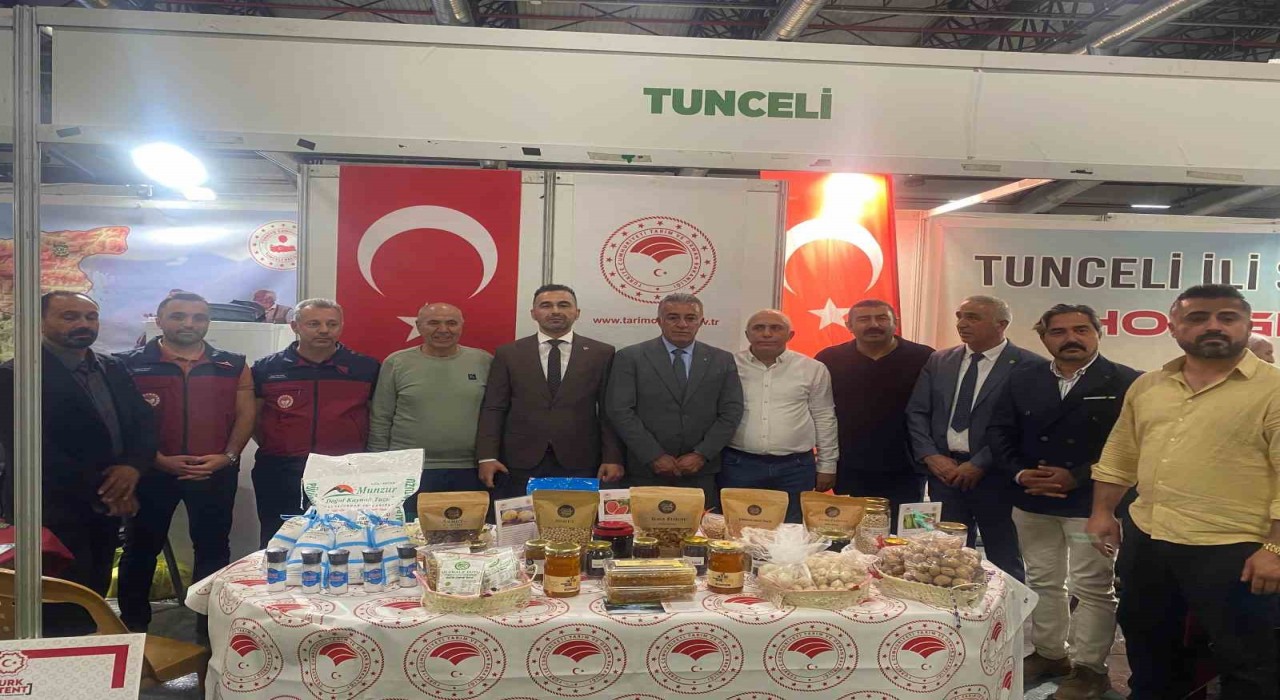Tuncelinin yöresel ürünleri Elazığda tanıtıldı