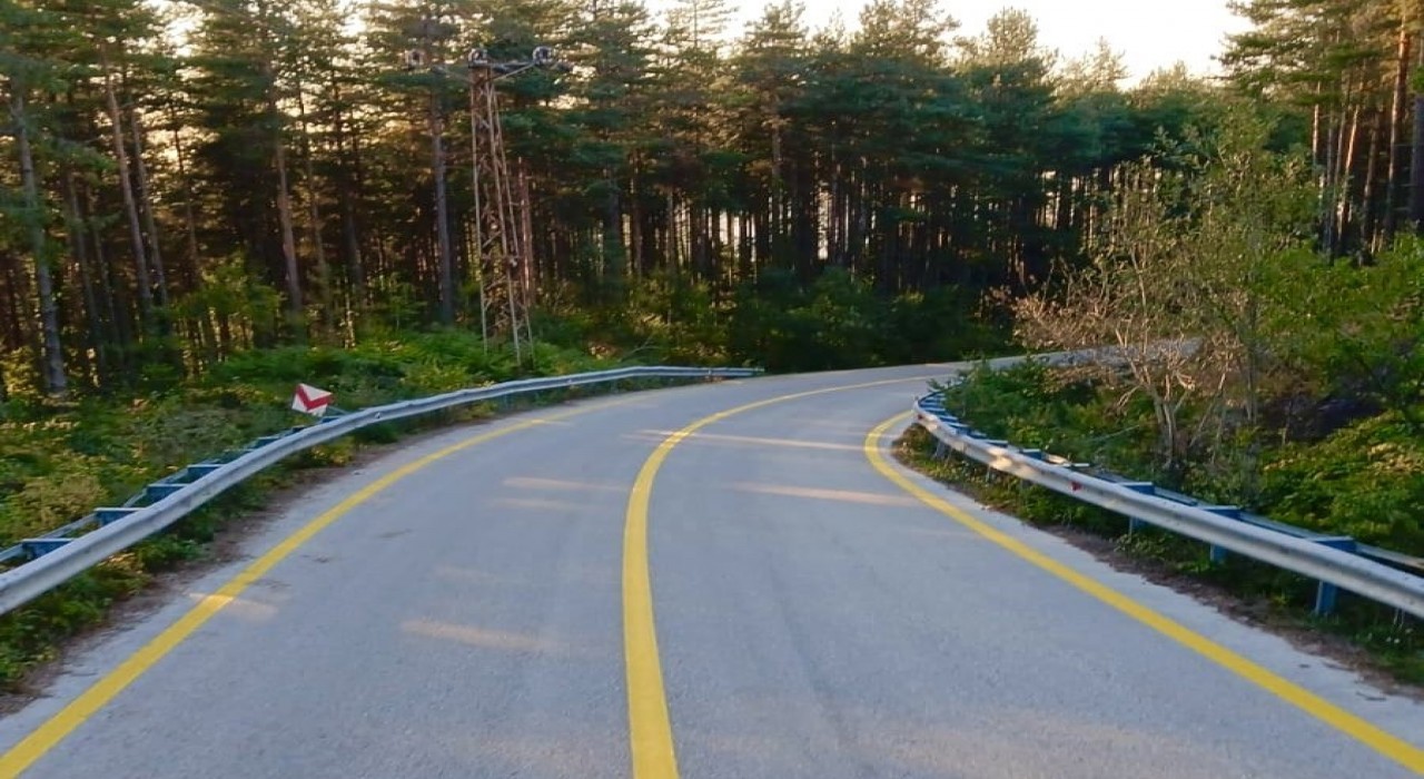 Turizm merkezlerinden Topuk Yaylasında yol çalışmaları tamamlandı